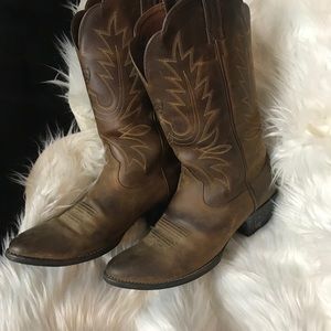 Ariat cowboy boots